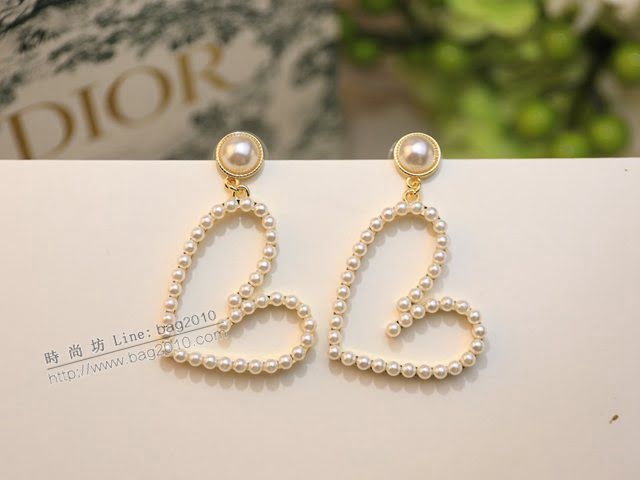 Dior飾品 迪奧經典熱銷款珍珠愛心925銀針耳環耳釘  zgd1477